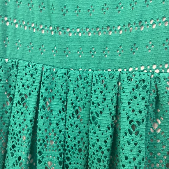 Anthropologie - Postmark - Eyelet Crochet Lace
Green Dress - Picture 10 of 10